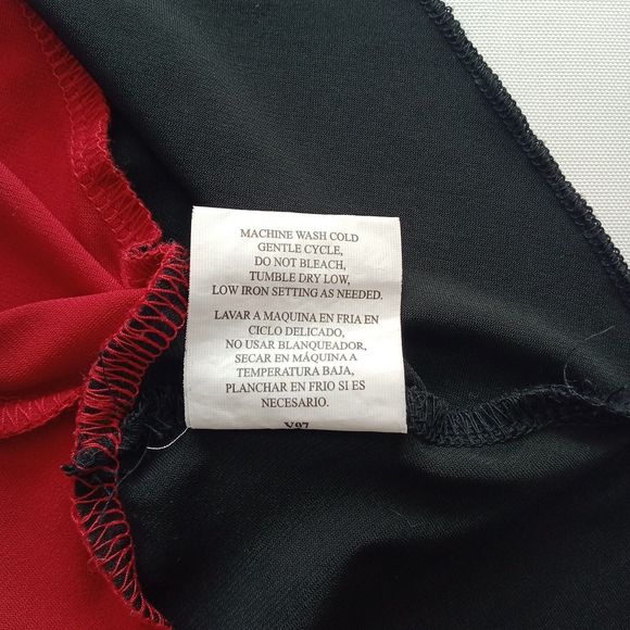 LUX II Hankerchief Style V-Neck Black/White/Red Dress Size 6 - Picture 8 of 9